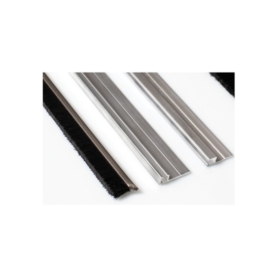 Šepetys durims 4x4mm su profiliu, 1 m, aukštis 15 mm